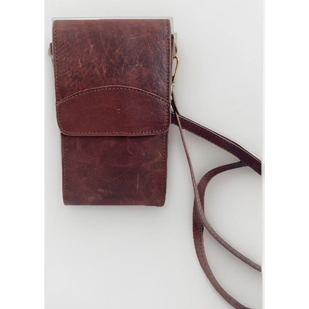 Good Collective On the Move Brown Leather Phone Crossbody Bag Gold Tone Hardware